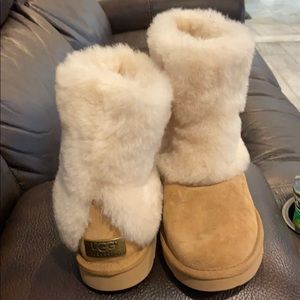 Authentic NEVER WORN uggs